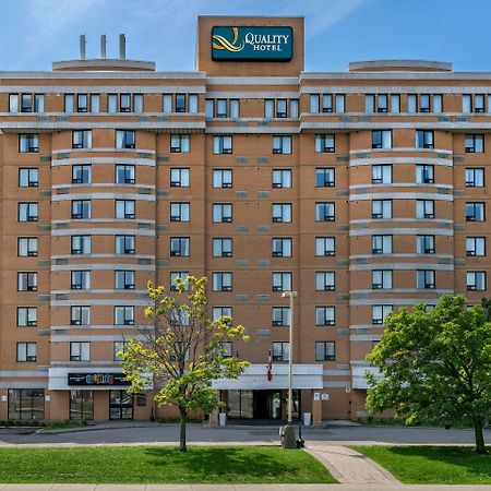 Quality Inn And Suites Montreal East Εξωτερικό φωτογραφία